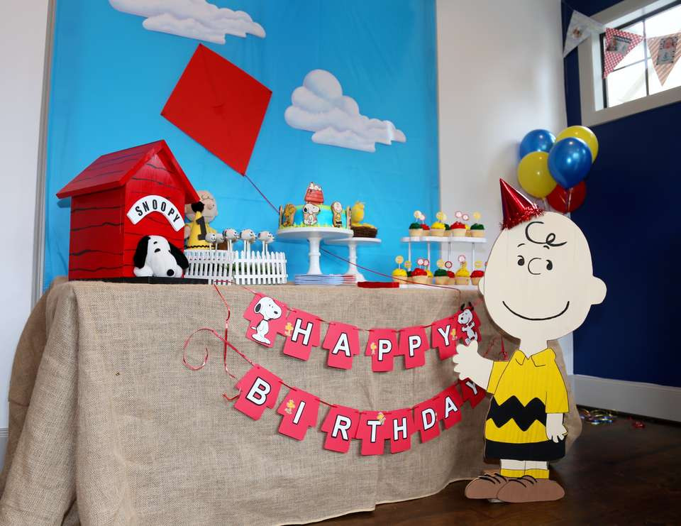 Snoopy Birthday Party
 Peanuts Charlie Brown Birthday "Peanuts 1st Birthday