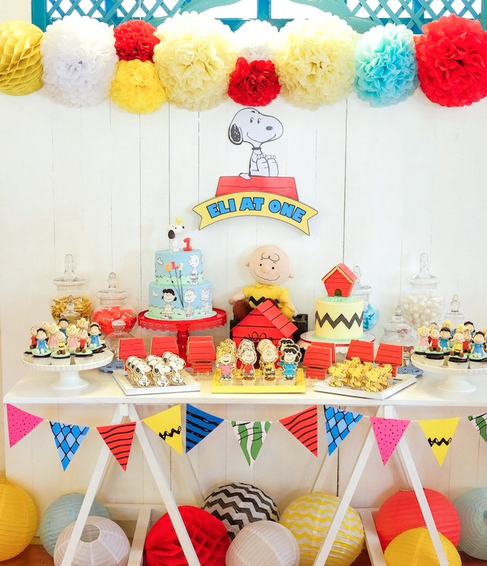 Snoopy Birthday Party
 Kara s Party Ideas Peanuts Snoopy Birthday Party
