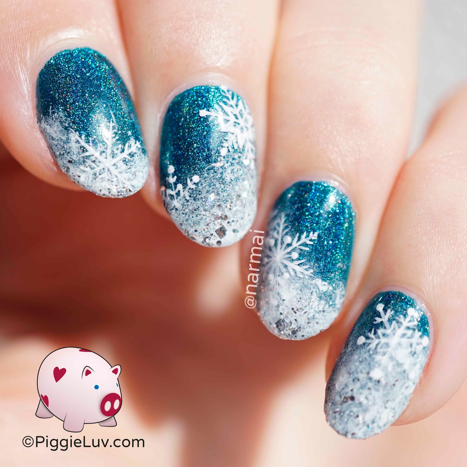 Snow Nail Designs
 PiggieLuv Flakage Snow nail art tutorial