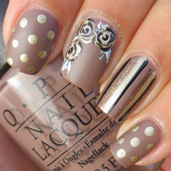 Sophisticated Nail Art
 Sophisticated Nail Art for when You Need to Look Amazing