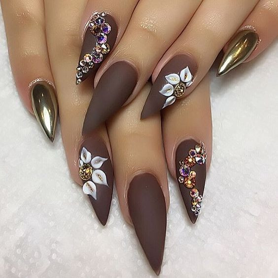 Sophisticated Nail Art
 New Nails Art Fashion Trend 3D Nails For Sophisticated