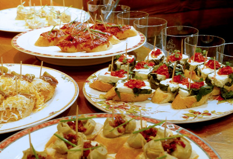 Spanish Food Ideas For A Party
 MY KITCHEN IN SPAIN HOW TO PLAN A HOLIDAY PARTY—WITH TAPAS