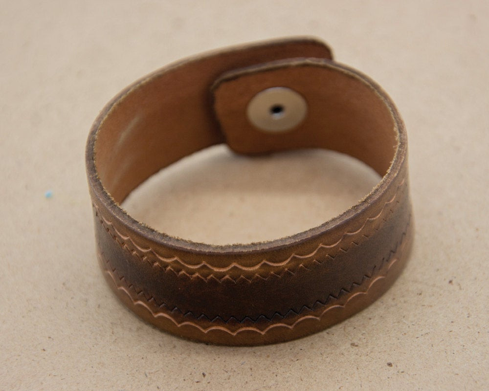 Stamped Leather Bracelet
 Vintage leather bracelet Hand tooled Tooled leather Stamped