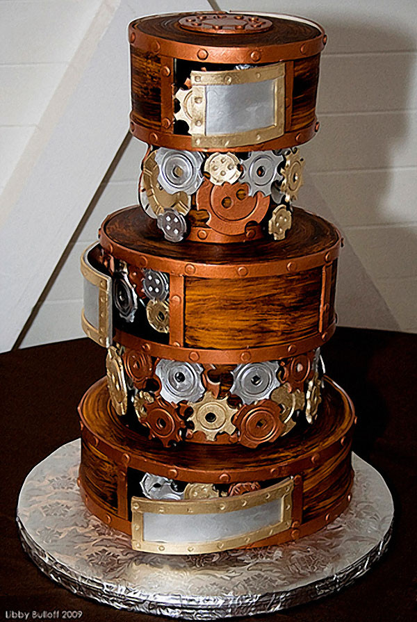 Steampunk Wedding Cakes
 It s a Nice Day for a Steampunk Wedding Cake Technabob