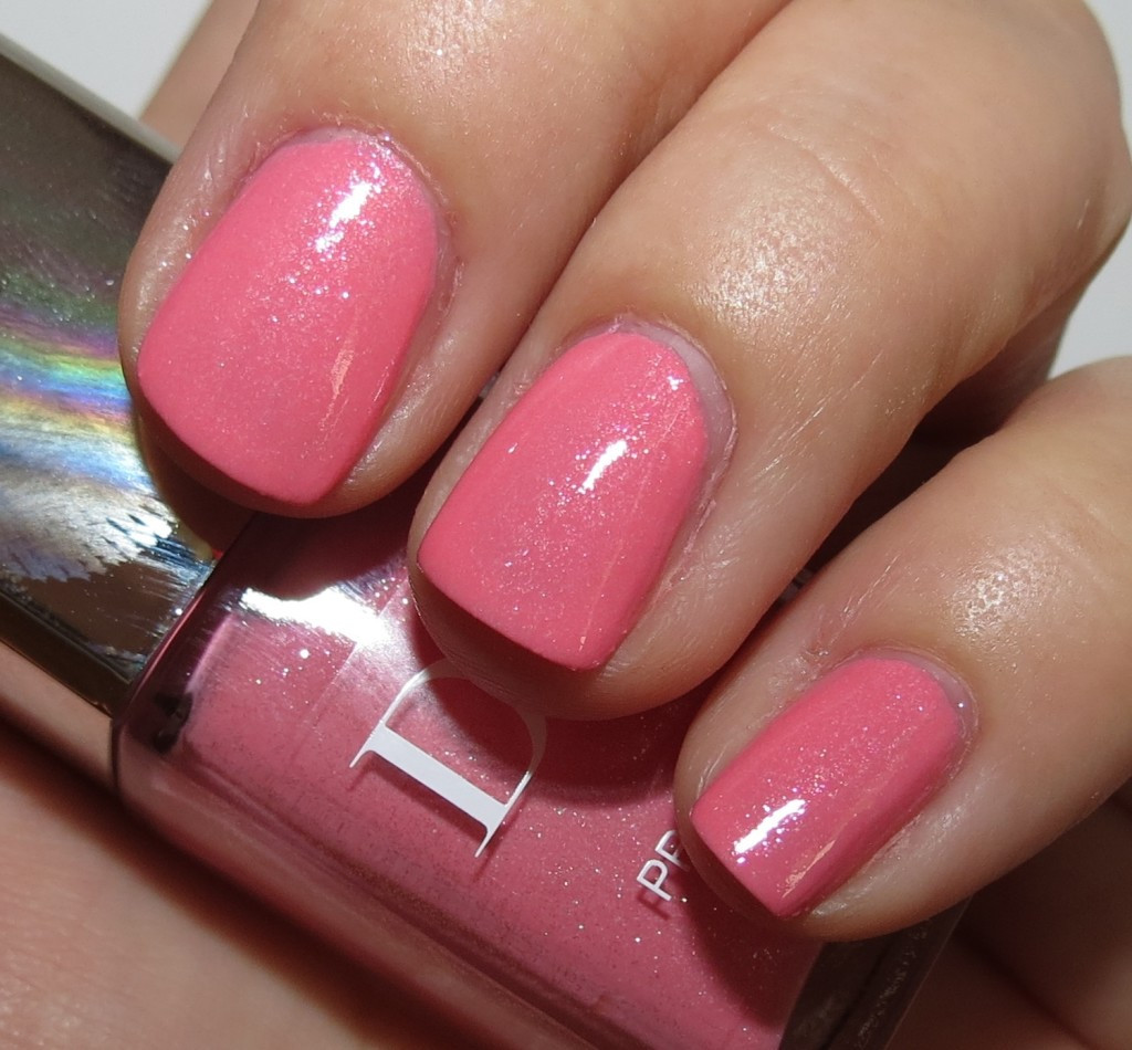 Summer Nail Colors For Pale Skin
 Dior PRINCESS SPRING BALL DELICE and DIABLOTINE Nail
