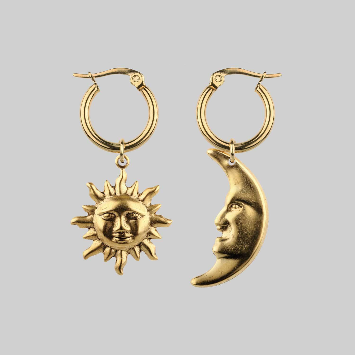 Sun And Moon Earrings
 DAY TO NIGHT Sun & Moon Hoop Earrings Gold – REGALROSE