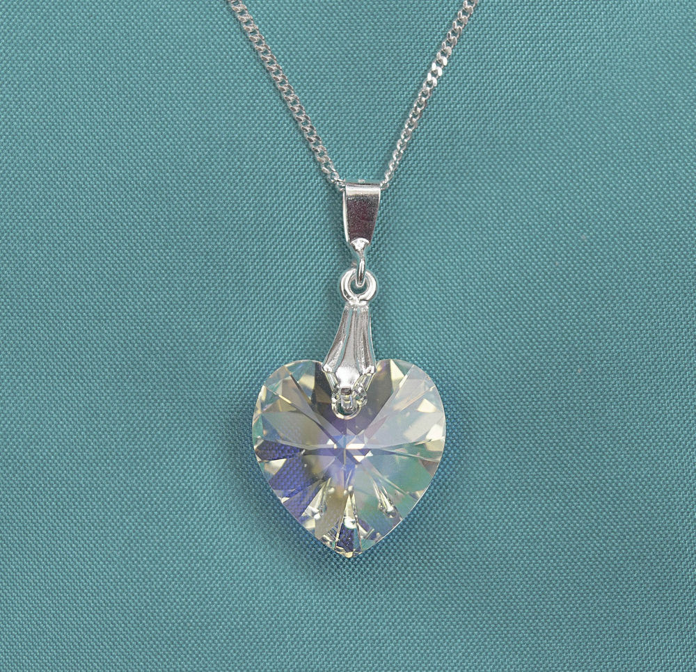 Swarovski Crystal Necklace
 925 Sterling Silver Necklace w Swarovski Elements Clear AB