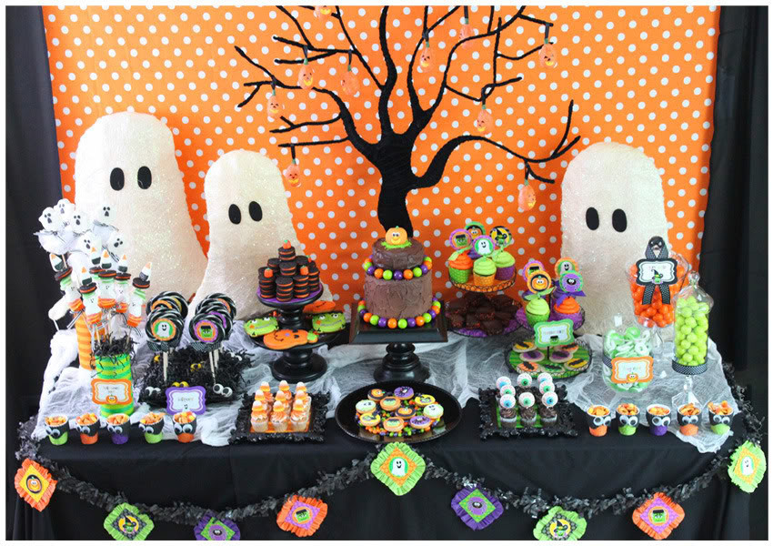 Table Decorating Ideas For Halloween Party
 Amanda s Parties To Go Halloween Dessert and Party Tables