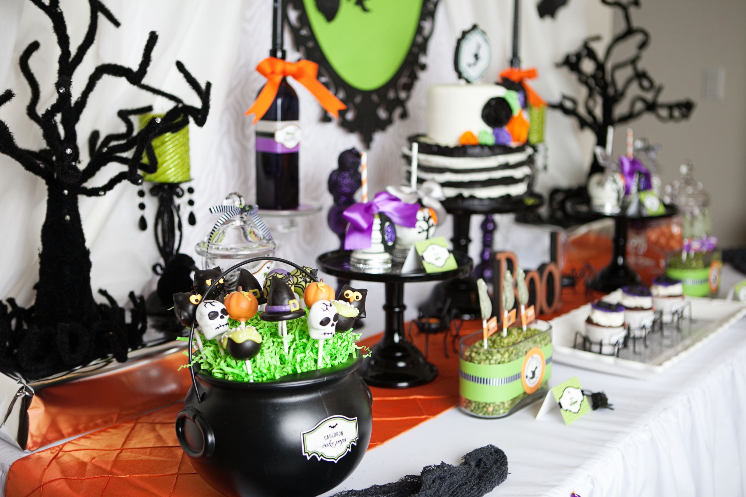 Table Decorating Ideas For Halloween Party
 A Wickedly Sweet Witch Inspired Halloween Party Anders