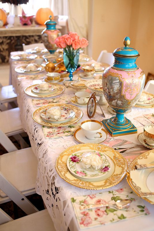 Table Setting Ideas For Tea Party
 Beautiful Bridal Shower Tea Party Table Setting