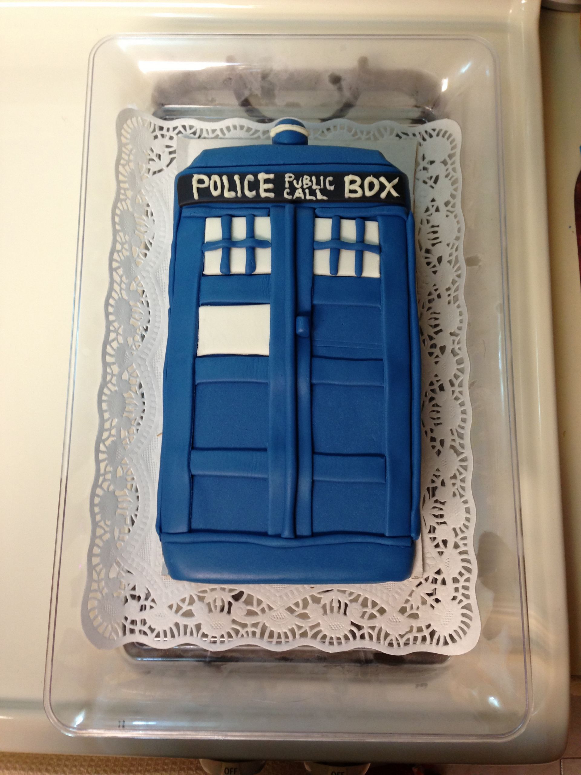 Tardis Birthday Cake
 Doctor Who TARDIS cake