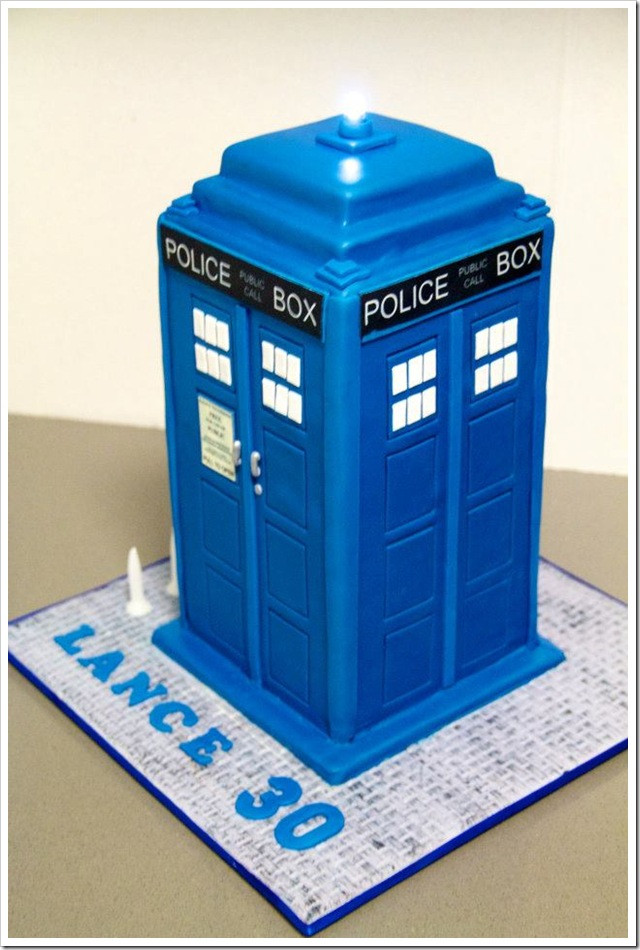 Tardis Birthday Cake
 A TARDIS Birthday Cake with Working Light [pic] Global