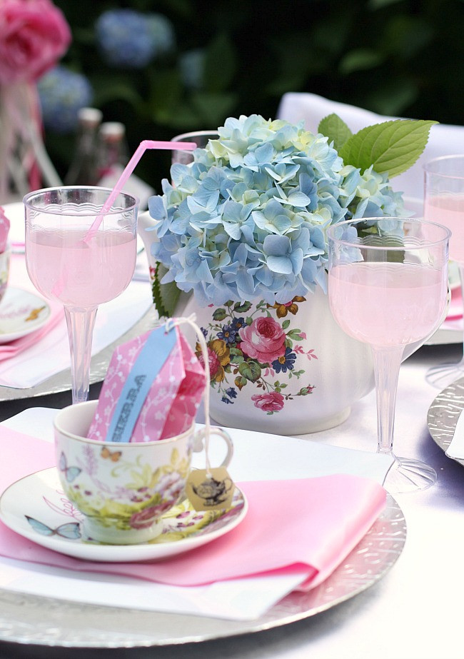 Tea Party Ideas Pinterest
 Ideas For A Little Girls Tea Party Celebrations at Home
