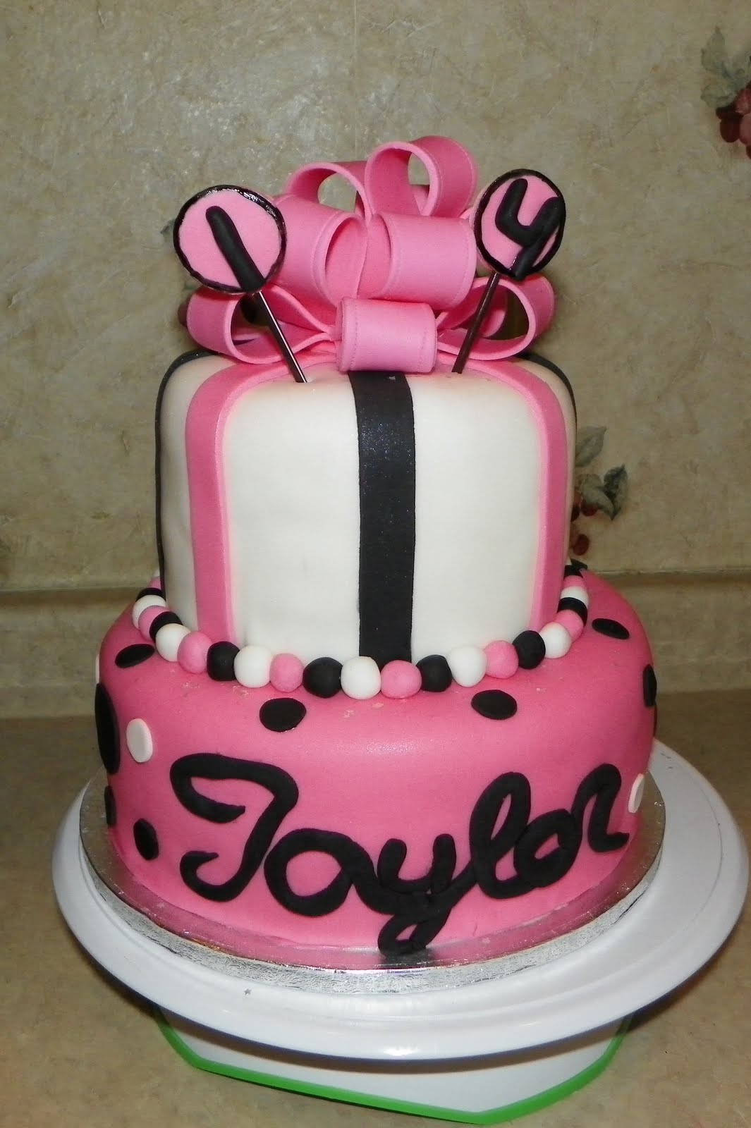 Teen Birthday Cakes
 MAV Cakes Girly Birthday Cakes Teens