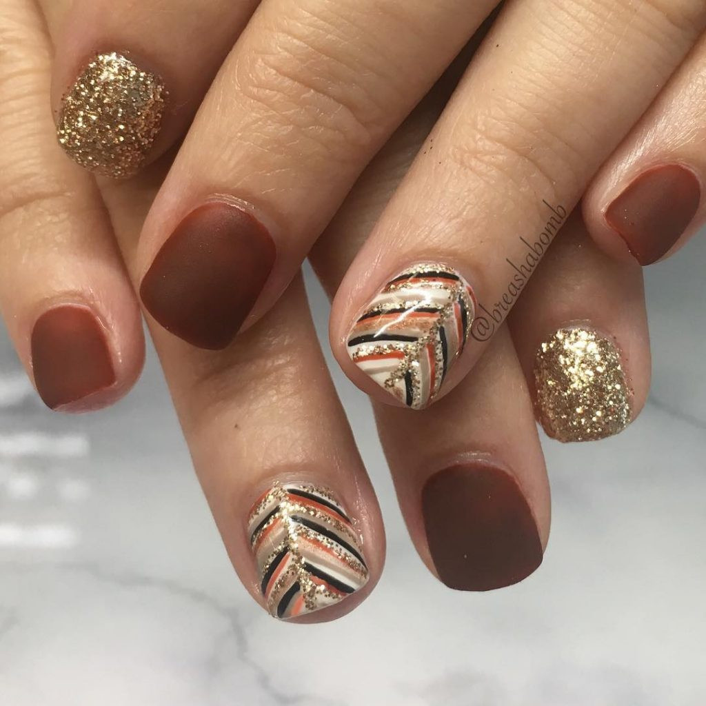 Thanksgiving Nail Ideas
 The Best Nail Trends for Cute Fall Manicure