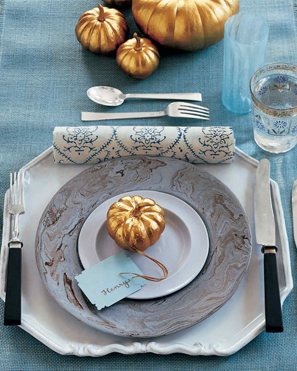 Thanksgiving Table Settings Martha Stewart
 20 Stunning Thanksgiving Table Settings to Inspire Katie