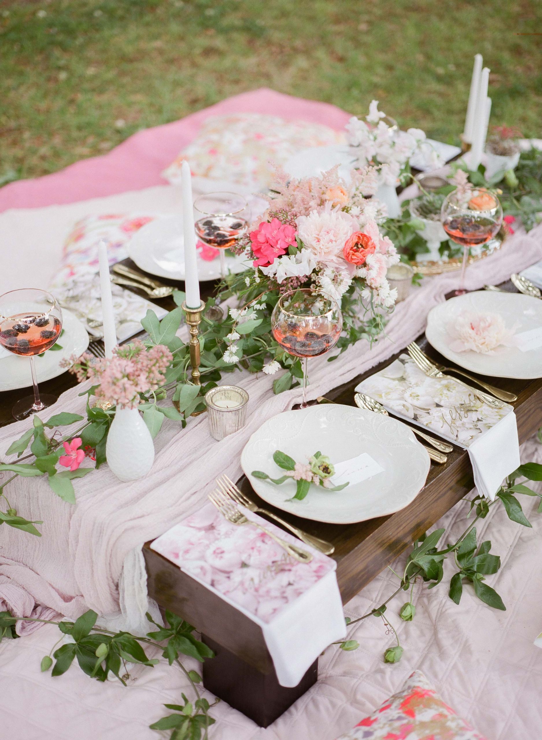 Themes For Wedding Showers
 24 Unexpected Bridal Shower Ideas to Bookmark
