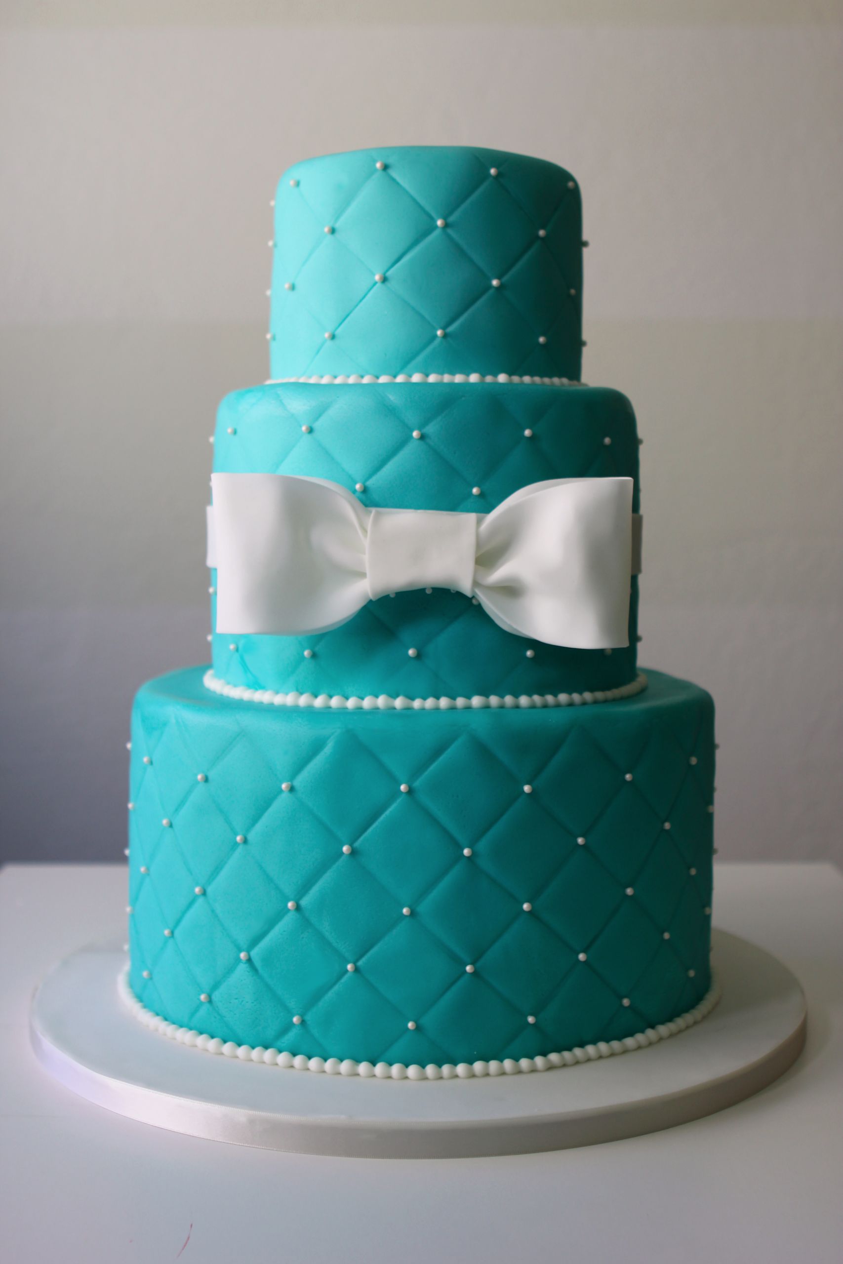 Tiffany Blue Wedding Cakes
 tiffany blue cake