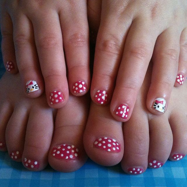 Toe Nail Designs For Kids
 Toddler Hello Kitty Mani pedi nails and toenails Flickr