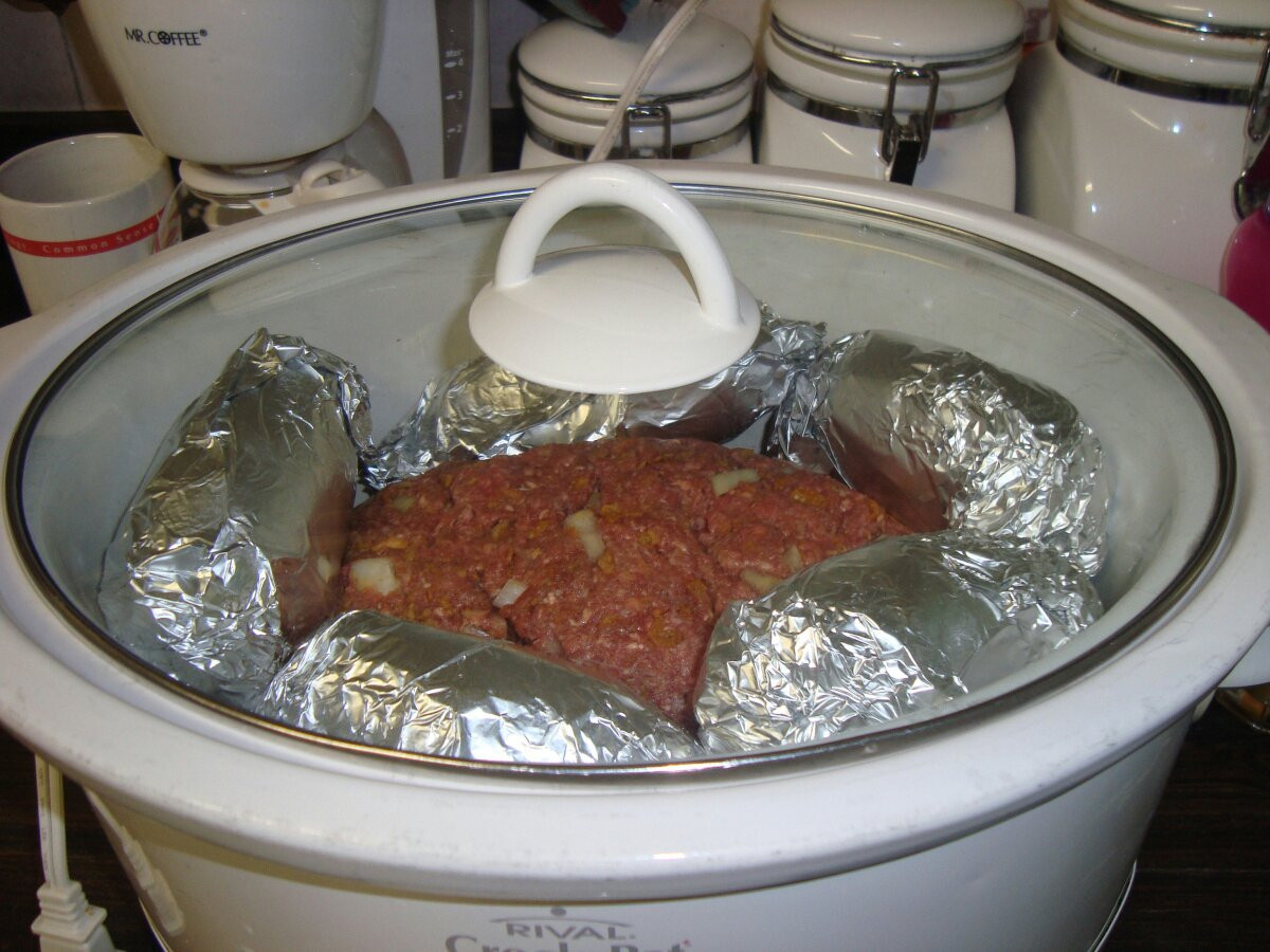 Turkey Meatloaf Crock Pot
 Adapted Slow Cooker Meatloaf and Potatoes recipe