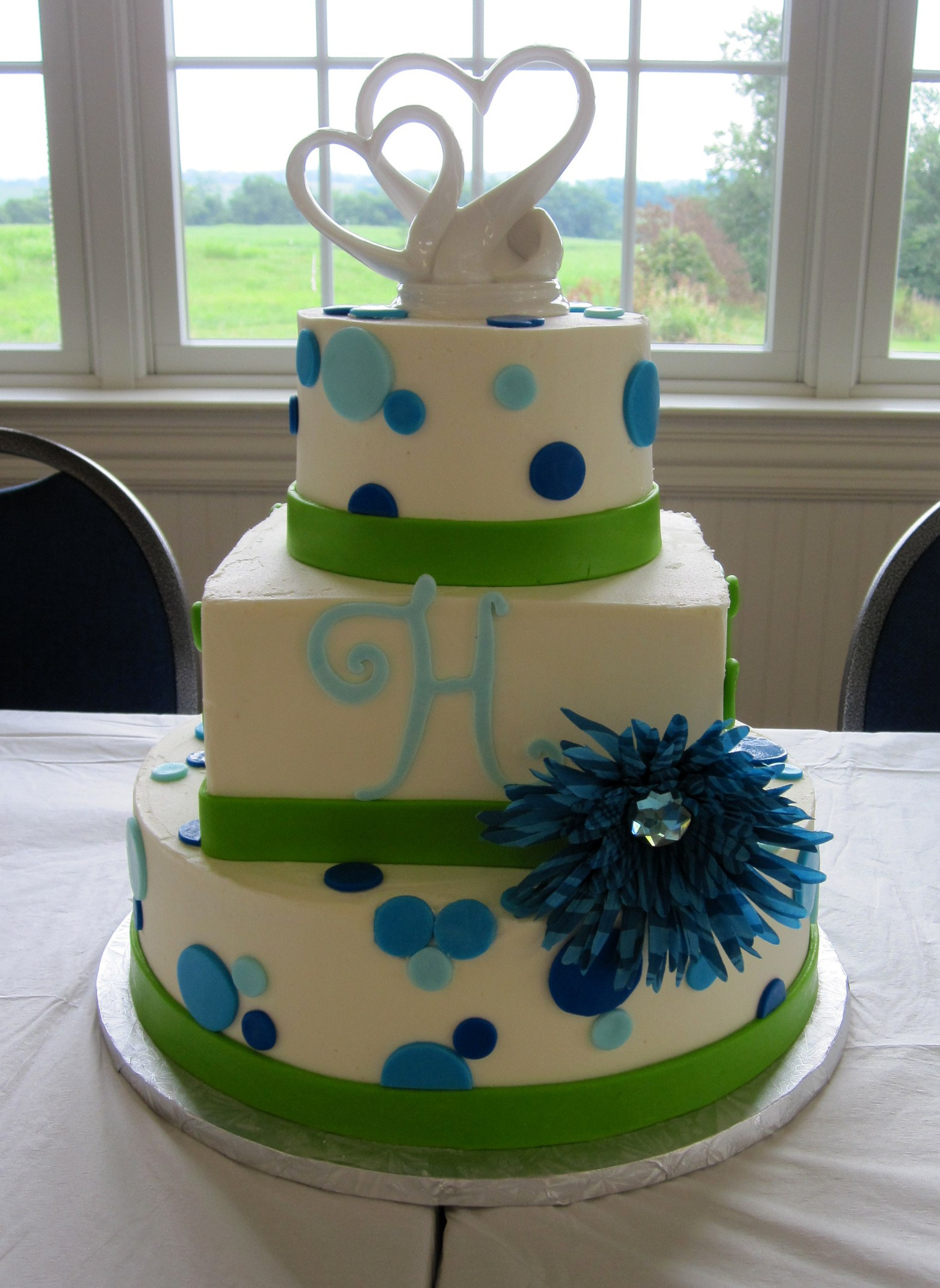 Turquoise Wedding Cake
 turquoise