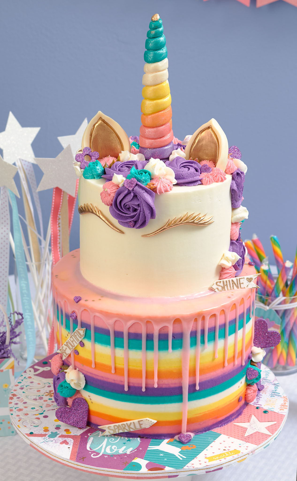 Unicorn Birthday Cakes
 This Unicorn Party Takes the Cake