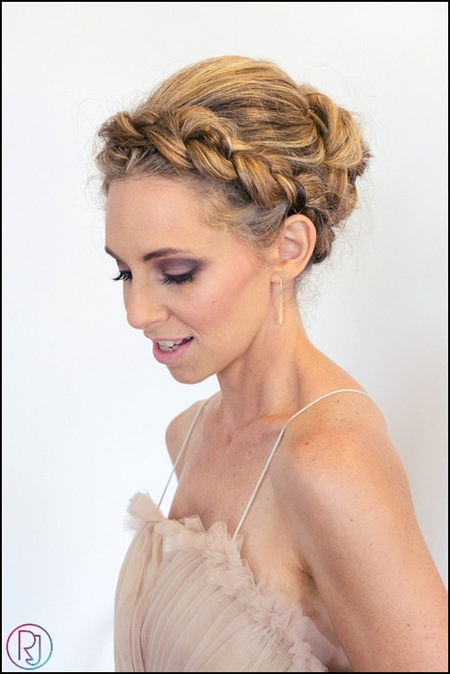 Updo Wedding Hairstyles
 17 Jaw Dropping Wedding Updos & Bridal Hairstyles