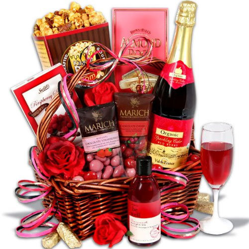 Valentine'S Day Gift Ideas For Women
 25 Valentine’s Day Gifts for your Girlfriend