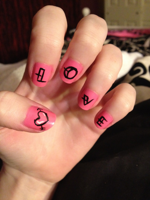 Valentine's Nail Designs
 valentine s day nails on Tumblr