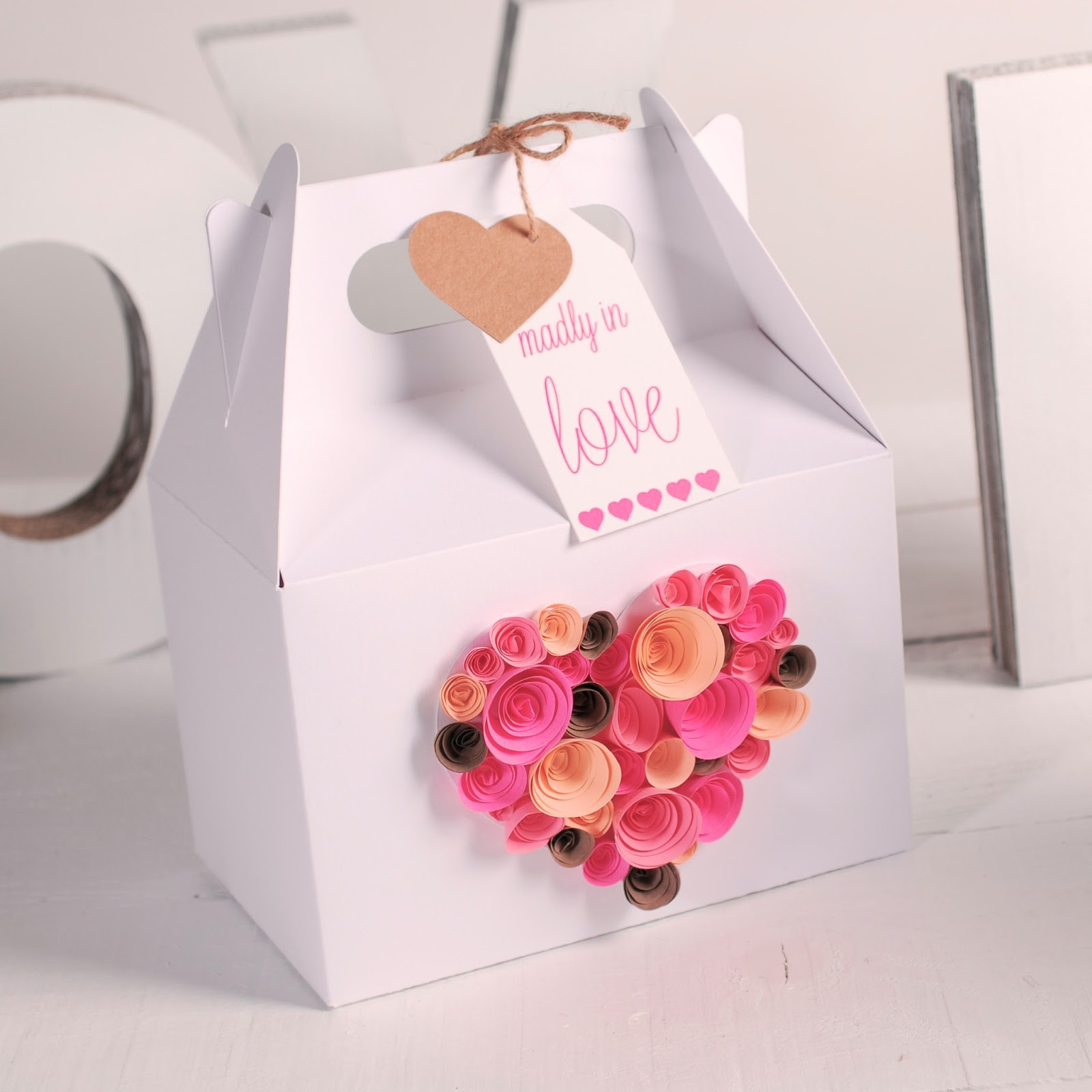 Valentines Gift Wrapping Ideas
 Gift wrapping ideas for Valentines Day How to decorate a
