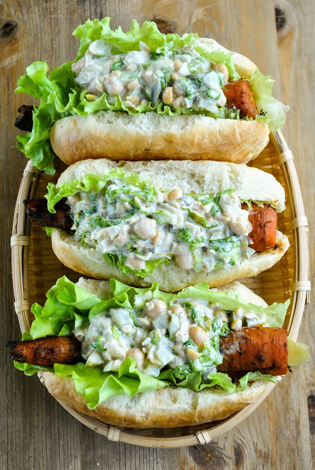 Vegan Gourmet Recipes
 Smoky barbecue carrot hot dogs with creamy chickpea salad