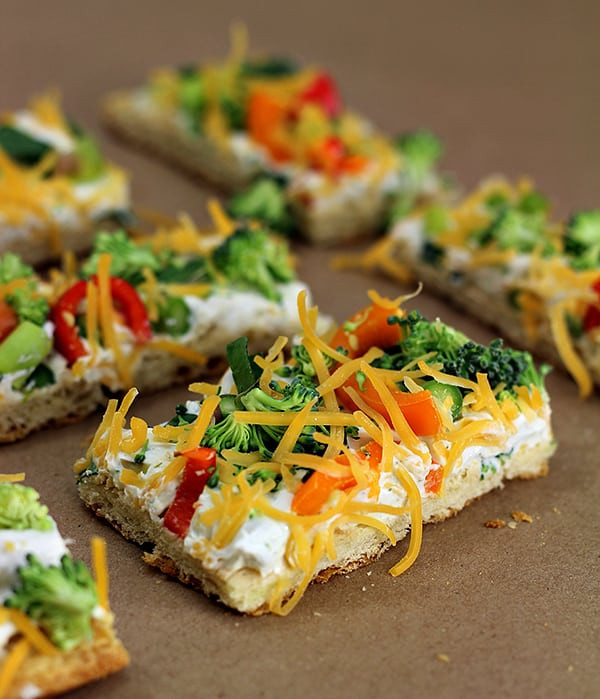 Vegetable Pizza Appetizers
 29 New Year’s Eve Appetizers Spaceships and Laser Beams