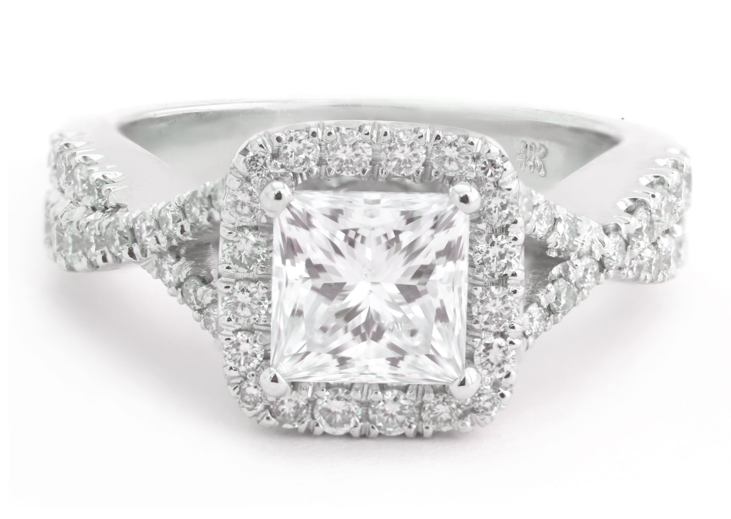 Vera Wang Princess Cut Engagement Rings
 Vera Wang style inspired princess cut diamond by