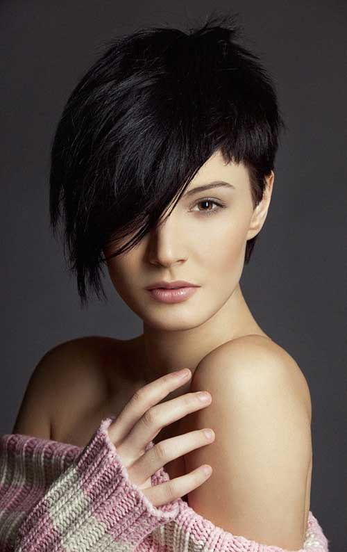 Very Short Hairstyles For Round Faces
 25 Short Hairstyles for Round Faces