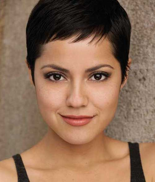 Very Short Hairstyles For Round Faces
 10 New Pixie Hairstyles for Round Faces