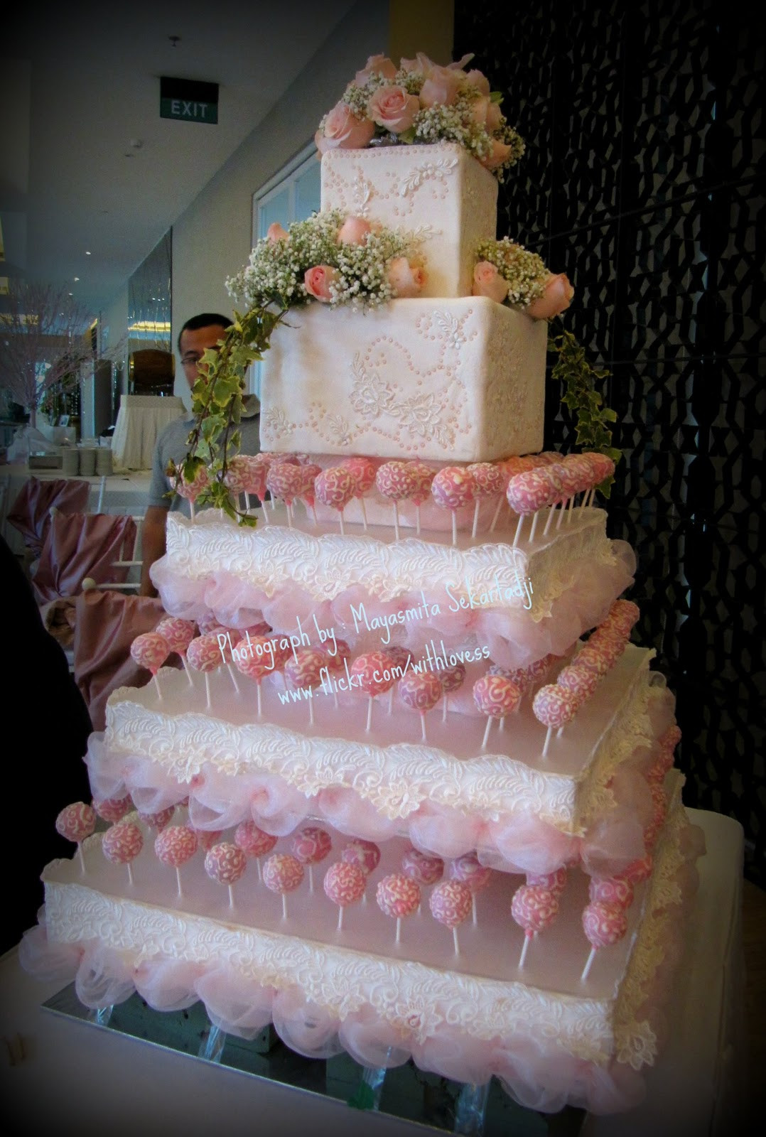 Wedding Cake Pop
 Mayasmita s Food Stories Pink Wedding Cake Pops