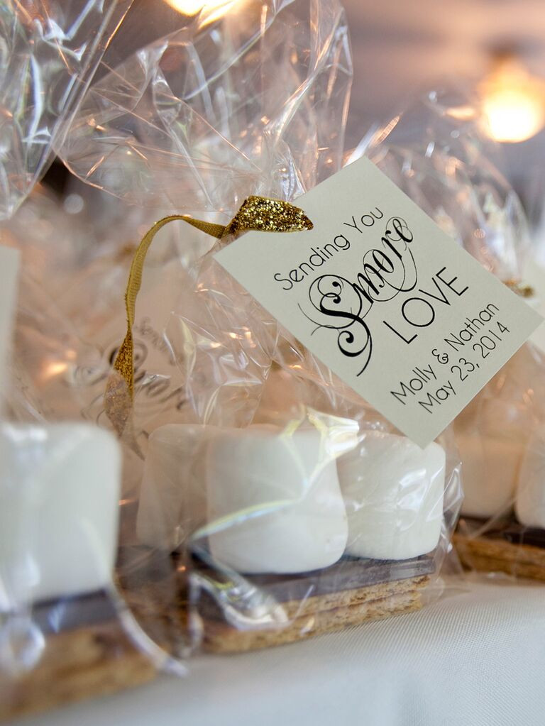 Wedding Favor Gift Ideas
 17 Edible Wedding Favors Your Guests Will Love