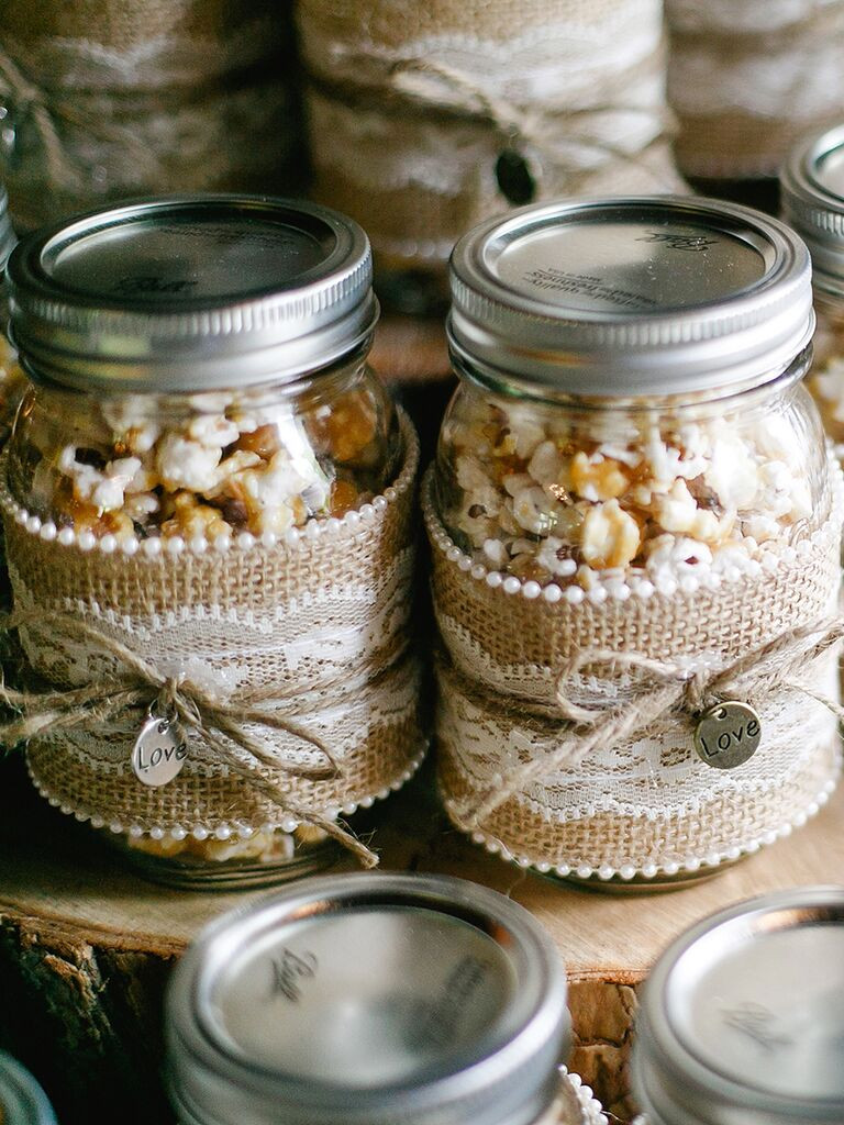 Wedding Favor Gift Ideas
 15 Rustic Wedding Favors Your Guests Will Love
