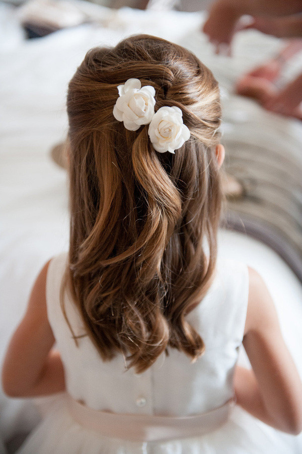Wedding Flower Girl Hairstyles
 18 Cutest Flower Girl Ideas For Your Wedding Day
