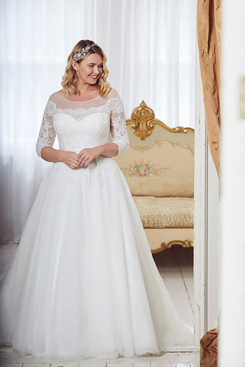 Wedding Gown Stores Near Me
 The 9 best plus size wedding dress shops in the UK