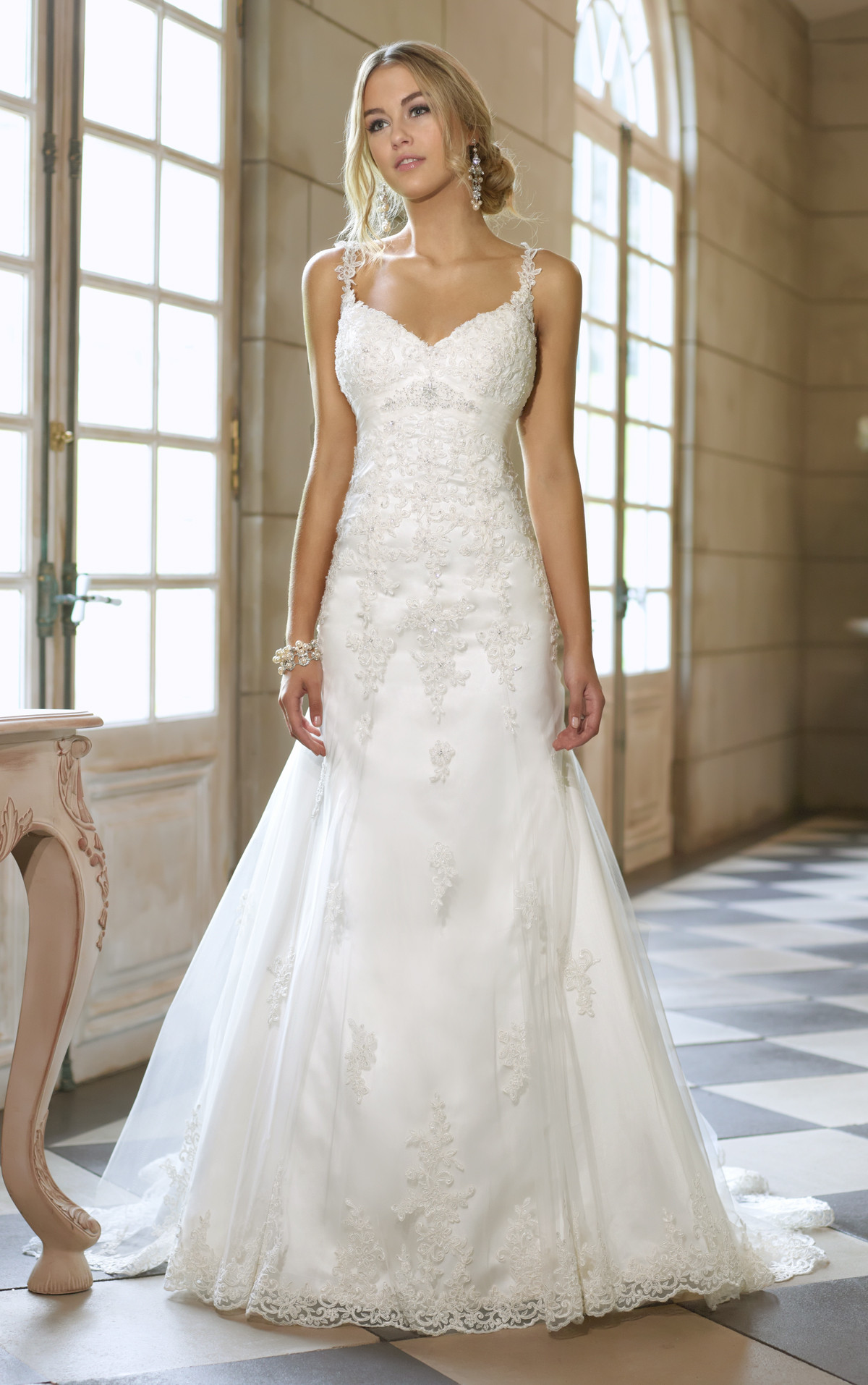 Wedding Gowns With Straps
 Freeshipping 2014 Plus Size Wedding Gowns Lace Sweetheart
