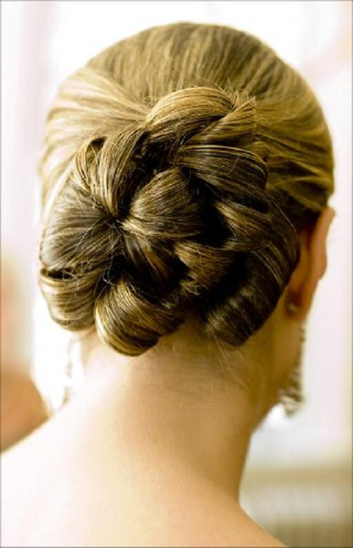 Wedding Hairstyle Buns
 Wedding Accessories Ideas