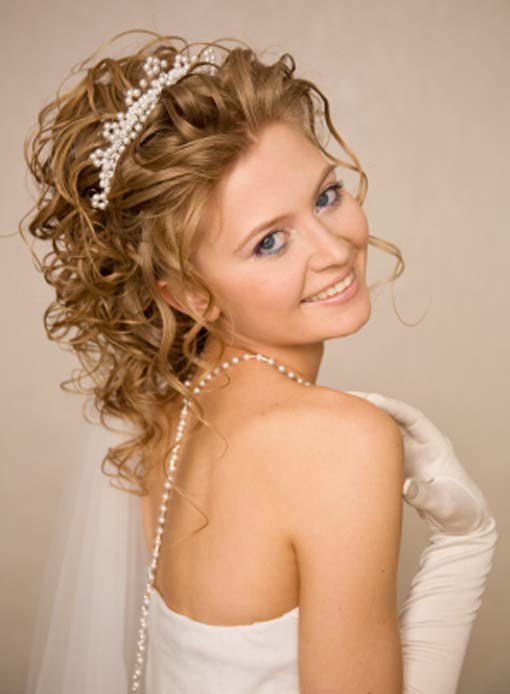Wedding Hairstyles Curled
 Medium Hairstyles for Curly Hair