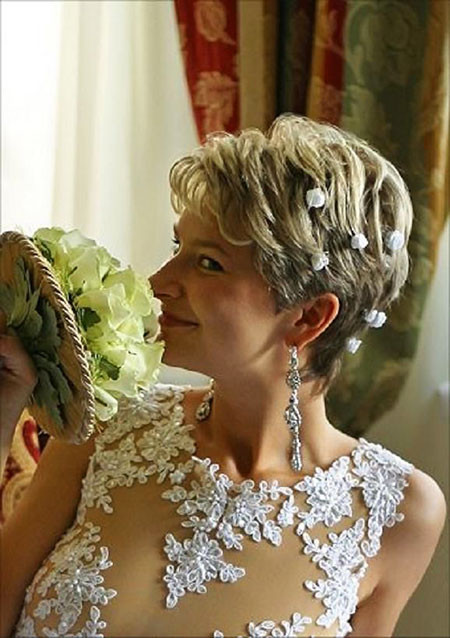Wedding Hairstyles For Mother Of The Bride
 23 Bridal Hairstyles for Short Hair