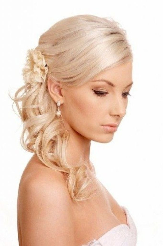 Wedding Hairstyles For Thin Hair
 Best 25 Wedding hairstyles thin hair ideas on Pinterest