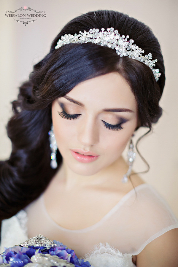 Wedding Hairstyles With Headpiece
 Top 20 Bridal Headpieces For Your Wedding Hairstyles
