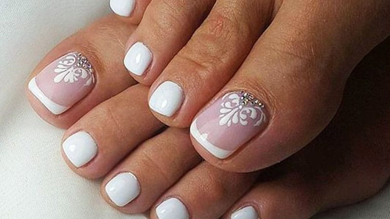 Wedding Nail Designs Pictures
 20 Gorgeous Wedding Nail Designs for Brides The Trend