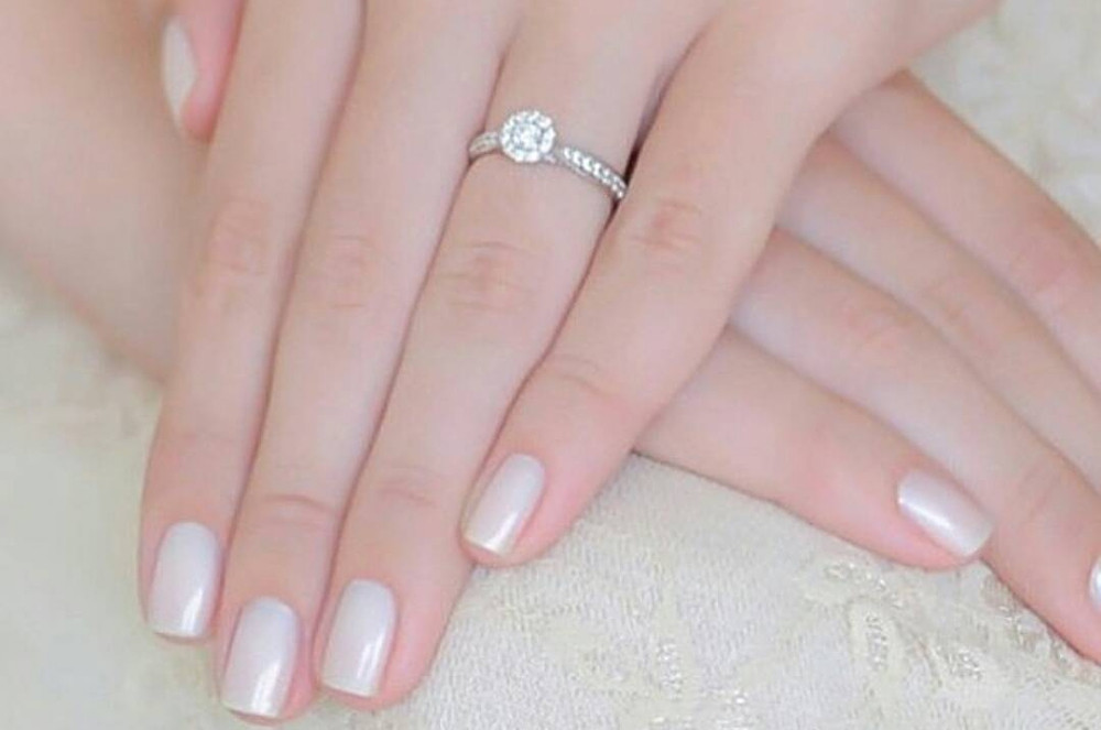 Wedding Nail Polish Colors
 The Best Manicure Colors for Wedding Nails