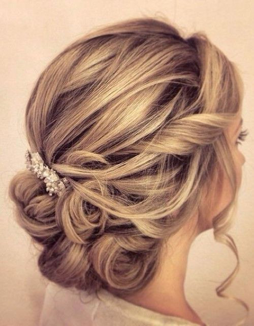 Wedding Party Hairstyles For Medium Length Hair
 35 Romantic Wedding Updos for Medium Hair Wedding