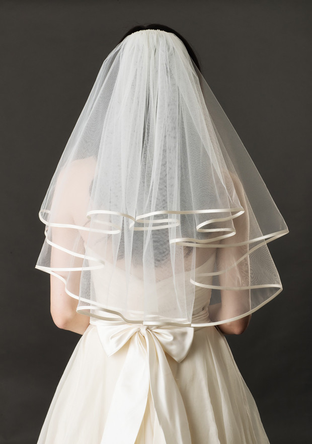 Wedding Veils Online
 32 of the Most Beautiful Wedding Veils for Classic Brides